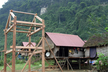 Nhà hộ nghèo được xây dựng tại Minh Hóa. Ảnh: Trọng Thái