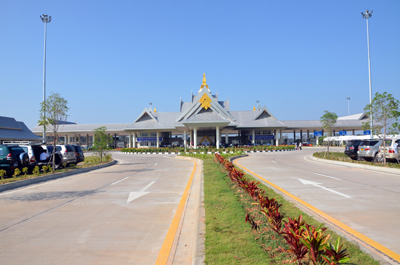 Cửa khẩu quốc tế Khăm Muộn, nối cầu Hữu nghị III  với tỉnh Nakhon Phanom. Ảnh: P.V