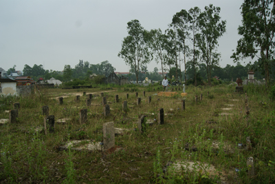 Khu nghĩa trang miền Nam ở xã Lộc Ninh (TP Đồng Hới). Ảnh: M.V