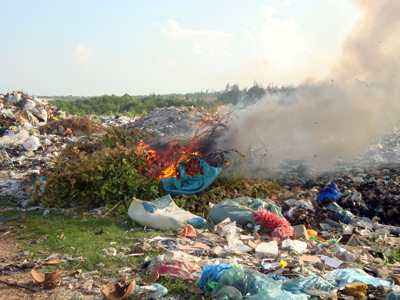 Xử lý rác thải bằng cách đốt, sự bất cập trong quá trình thực hiện tiêu chí môi trường.