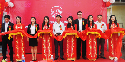 Lễ cắt băng khánh thành văn phòng tổng đại lý AIA tại Quảng Bình.