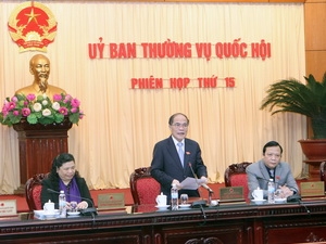 Chủ tịch Quốc hội Nguyễn Sinh Hùng chủ trì và phát biểu khai mạc Phiên họp thứ 15 của Ủy ban Thường vụ Quốc hội khóa XIII. (Ảnh: Nhan Sáng/TTXVN)