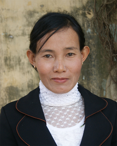 Cô giáo-nhà thơ Trần Thị Huê...