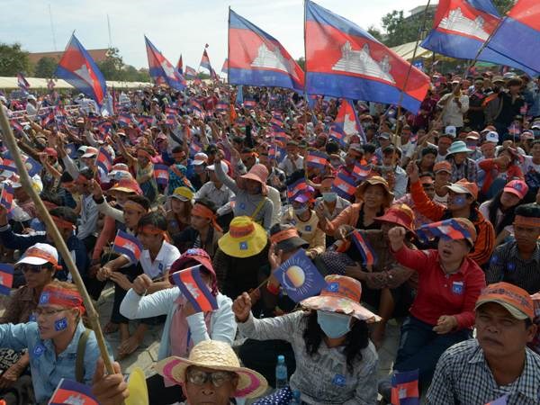 CNRP phát động cuộc biểu tình 3 ngày tại Phnom Penh hôm 23/10. (Ảnh: AFP/TTXVN)