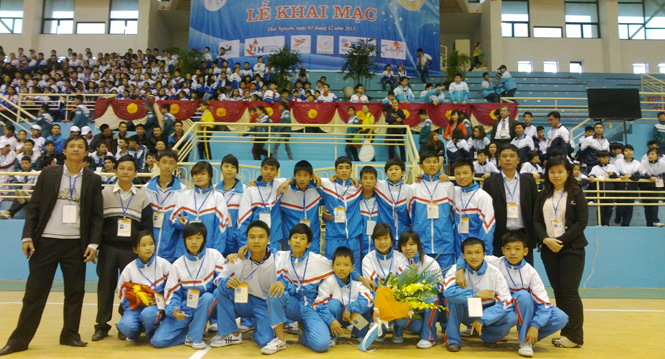 Đoàn vận động viên Quảng Bình tham gia hội thi thể thao học sinh khuyết tập toàn quốc lần thứ V năm 2013.