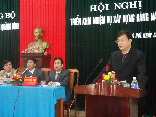 Đồng chí Lương Ngọc Bính, Uỷ viên Trung ương Đảng, Bí thư Tỉnh uỷ, Chủ tịch HĐND tỉnh, phát biểu chỉ đạo tại hội nghị.