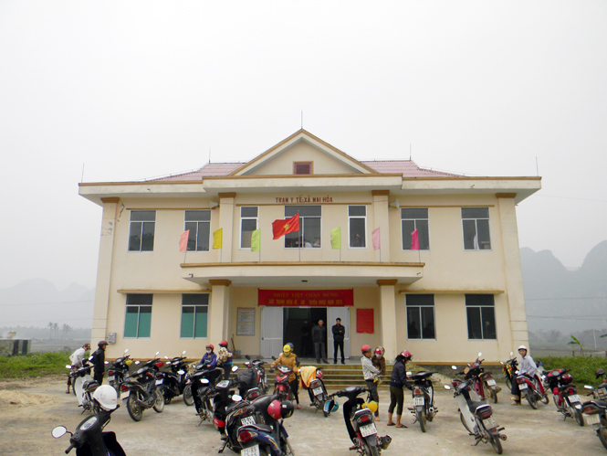 Trạm Y tế xã Mai Hóa được xây dựng khang trang, đáp ứng nhu cầu khám chữa bệnh của người dân trên địa bàn.