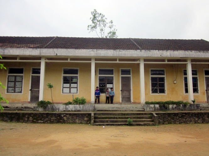 Chưa có trường mầm non, các bé ở xã Ngư Hóa (Tuyên Hóa) phải học nhờ ở một điểm trường tiểu học.
