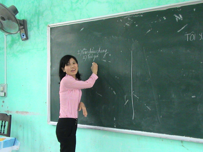 Em Lê Thị Huyền Trang đang thực tập tại Trường THPT Ninh Châu (Quảng Ninh).