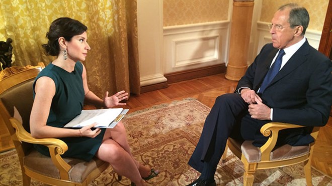 Ngoại trưởng Sergei Lavrov trong cuộc trả lời phỏng vấn kênh RT (Nguồn: RT)