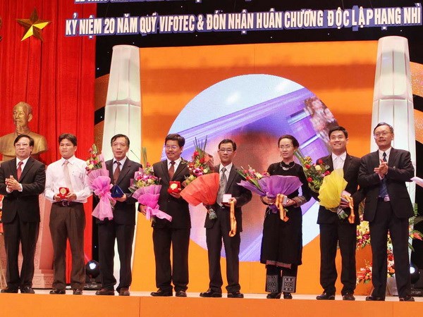 Trao Giải thưởng sáng tạo khoa học công nghệ Việt Nam, Giải thưởng WIPO năm 2012. (Nguồn: TTXVN)
