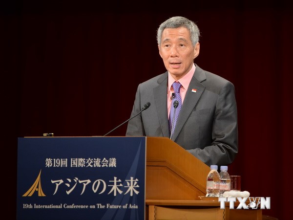 Thủ tướng Singapore Lý Hiển Long phát biểu tại Hội nghị Tương lai châu Á 2013. (Nguồn: AFP/TTXVN)