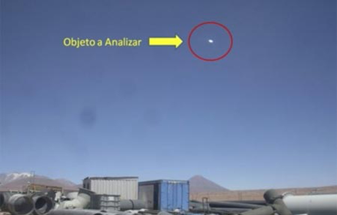  Vật thể bay lạ được phát hiện phía trên mỏ đồng Collahuasi ở Chile. Ảnh: CEFAA