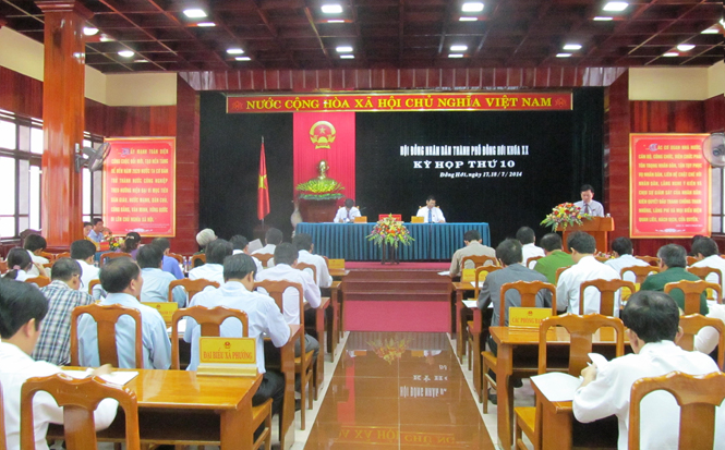 HĐND TP Đồng Hới khóa XX tổ chức kỳ họp thứ 10.