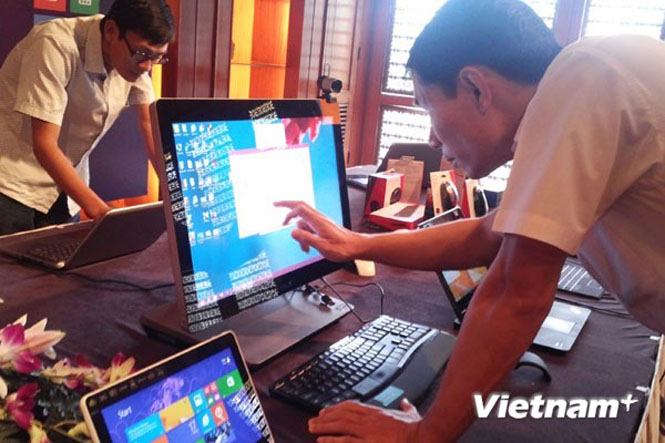 Internet Việt Nam đi quốc tế đã được khôi phục. (Ảnh minh họa: T.H/Vietnam+)
