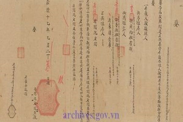 Châu bản triều Nguyễn được UNESCO vinh danh là Di sản tư liệu. (Ảnh: Cục Văn thư và Lưu trữ Nhà nước)
