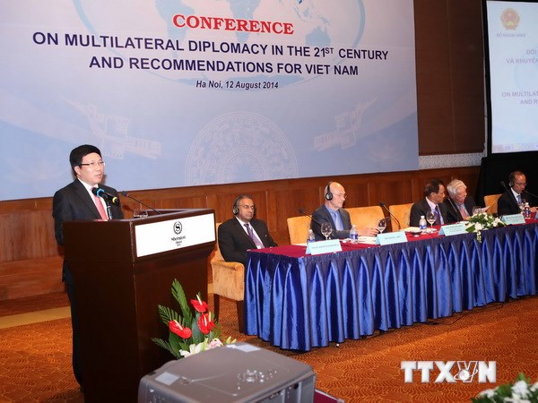 Phó Thủ tướng, Bộ trưởng Bộ Ngoại giao Phạm Bình Minh phát biểu tại Hội nghị. (Ảnh: Doãn Tấn/TTXVN)