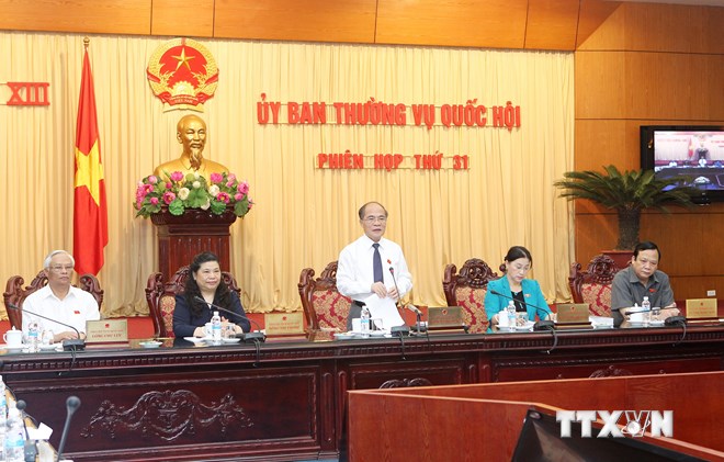 Chủ tịch Quốc hội Nguyễn Sinh Hùng chủ trì và phát biểu khai mạc Phiên họp thứ 31 của Uỷ ban Thường vụ Quốc hội. (Ảnh: Nhan Sáng/TTXVN)
