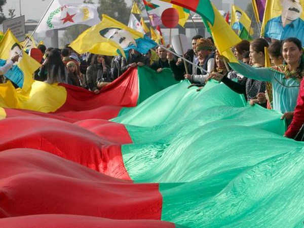 Người Kurd biểu tình ở Duesseldorf. (Nguồn: dw.de)