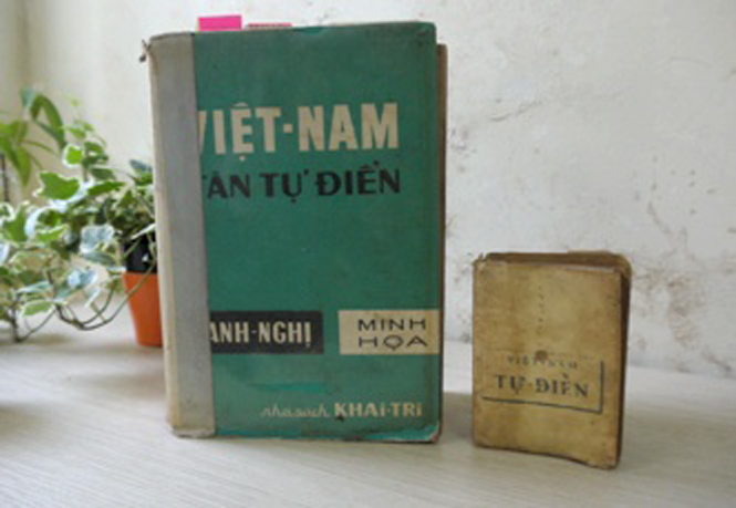  Từ điển của Vũ Chất bị cho là sao chép cẩu thả từ Việt Nam Tân tự điển của tác giả Thanh Nghị.
