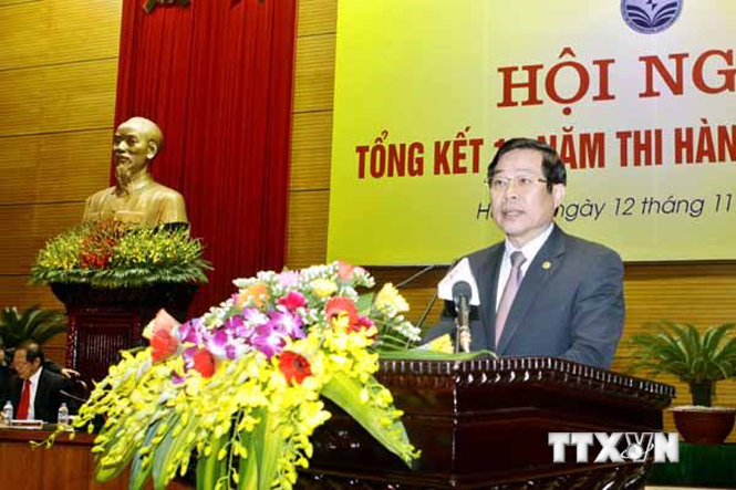 Bộ trưởng Nguyễn Bắc Son: 