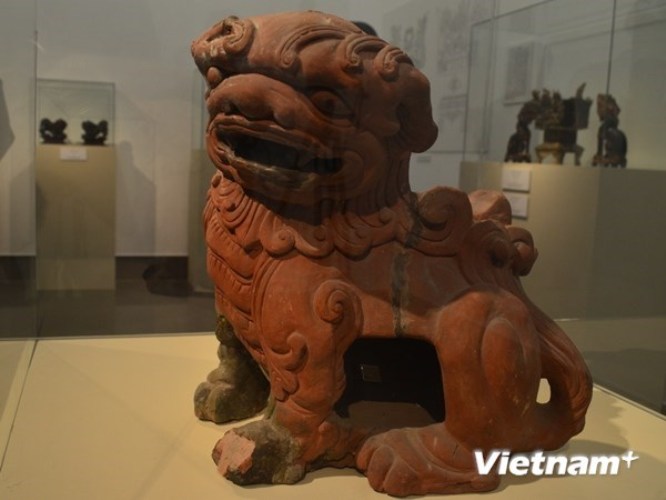 Hỏa lò hình nghê bằng đất nung-thế kỷ 19 (hiện vật sưu tập của Bảo tàng Mỹ thuật Việt Nam) (Ảnh: A.N/Vietnam+)