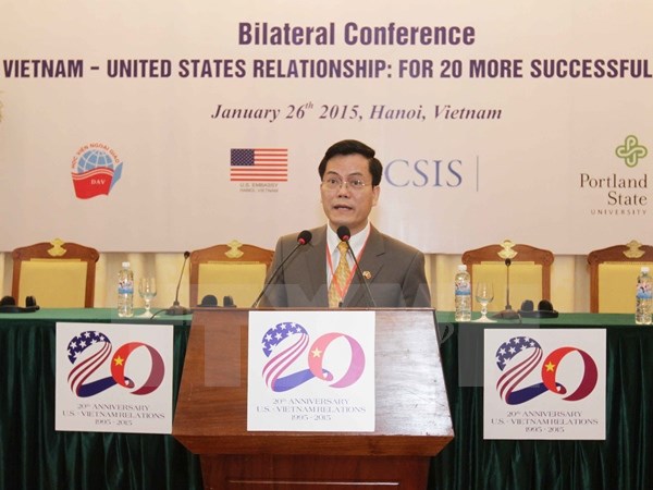 Thứ trưởng Bộ Ngoại giao Hà Kim Ngọc phát biểu tại hội thảo. (Ảnh: Phương Hoa/TTXVN)
