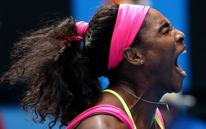 Serena ăn mừng chiến thắng trước Muguruza (Ảnh: EPA)