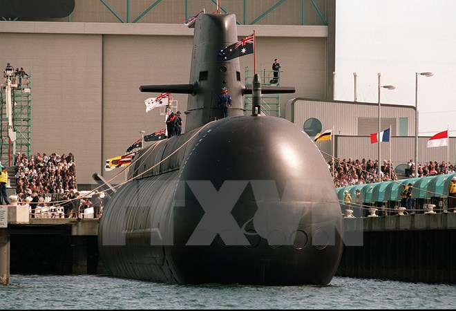 Hạ thủy tàu ngầm lớp Collins tại cảng Adelaide. (Nguồn: AFP/TTXVN)