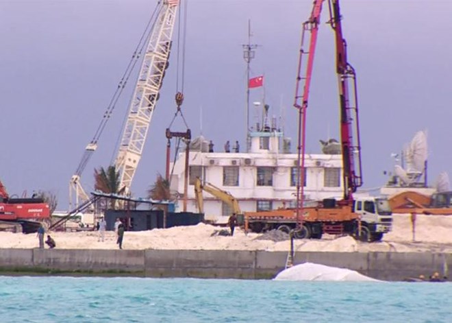 Trung Quốc ồ ạt xây dựng trái phép trên đảo Gạc Ma. (Nguồn: bbcimg.co.uk)