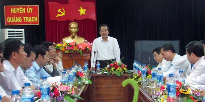 Đồng chí Hoàng Đăng Quang, Phó Bí thư Thường trực Tỉnh ủy, Trưởng đoàn đại biểu Quốc hội tỉnh kết luận tại buổi làm việc.