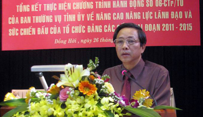 Đồng chí Hoàng Đăng Quang, Phó Bí thư Thường trực Tỉnh ủy, Trưởng đoàn đại biểu Quốc hội phát biểu kết luận hội nghị.