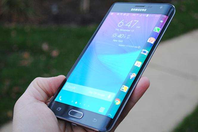 Samsung đang bỏ xa Apple trên thị trường điện thoại thông minh.