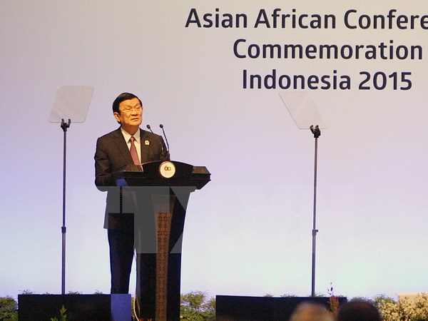Chủ tịch nước Trương Tấn Sang phát biểu tại phiên họp toàn thể 1 của Hội nghị Cấp cao Á-Phi. (Ảnh: Nguyễn Khang/TTXVN)