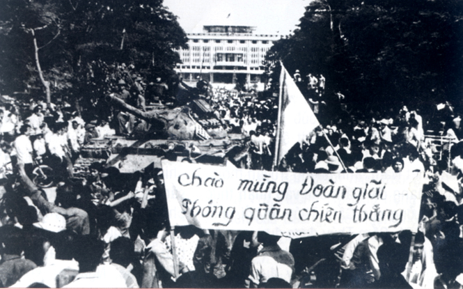Sài Gòn ngày giải phóng. Ảnh: Tư liệu