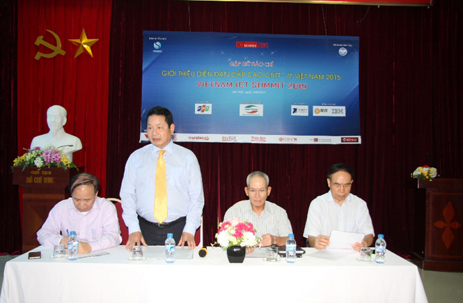  Họp báo giới thiệu Vietnam ICT Summit 2015. Ảnh: VGP/Thúy Hà