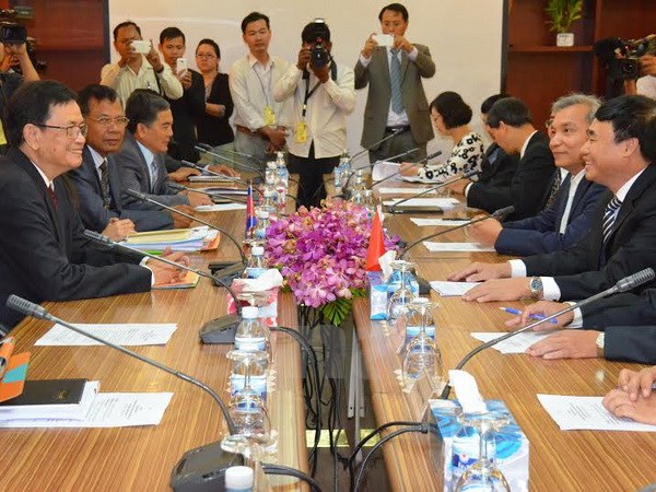 Cuộc họp giữa hai Chủ tịch Ủy ban liên hợp phân giới cắm mốc biên giới trên đất liền Việt Nam-Campuchia ngày 7-7. (Ảnh: Trần Chí Hùng/Vietnam+)
