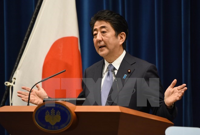 Thủ tướng Nhật Bản Shinzo Abe phát biểu nhân kỷ niệm 70 năm ngày kết thúc Thế chiến Hai. (Nguồn: AFP/TTXVN)