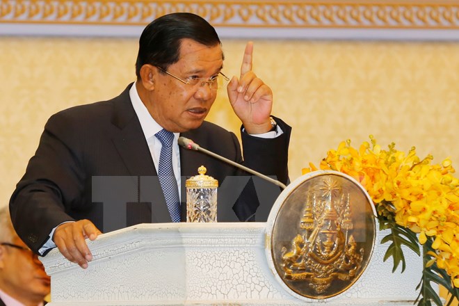 Thủ tướng Campuchia Hun Sen cảnh báo sẽ có hành động pháp lý đối với bất cứ đối tượng nào tiếp tục vu cáo Chính phủ sử dụng bản đồ giả mạo trong công tác phân định biên giới. (Nguồn: THX/TTXVN)
