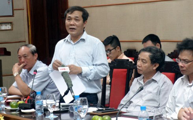 Ông Phạm Lương Sơn, Trưởng Ban chính sách BHYT  - BHXH Việt Nam trả lời báo chí.
