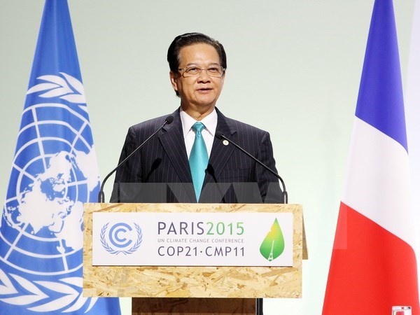 Thủ tướng Nguyễn Tấn Dũng phát biểu tại Phiên toàn thể của hội nghị COP21. (Ảnh: Đức Tám/TTXVN)