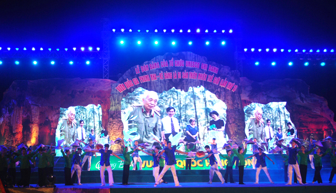 Lễ hội hang động Quảng Bình 2015.