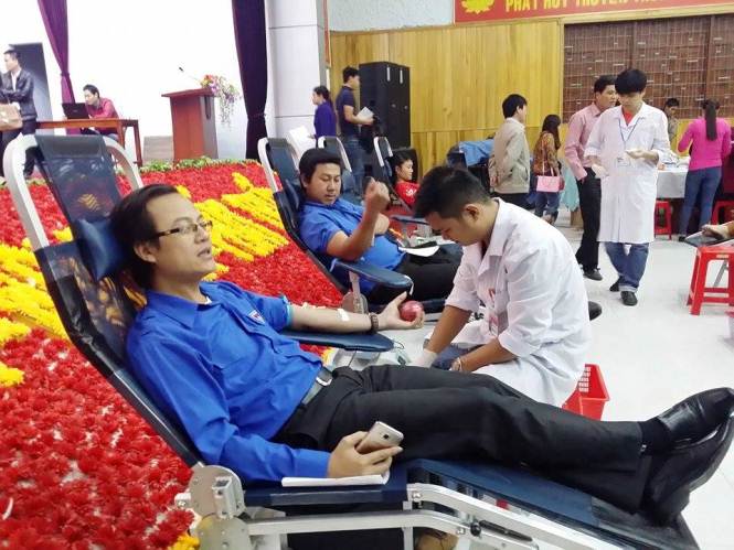  Ngày hội hiến máu tình nguyện đợt 1 năm 2016 ở Quảng Trạch đã thu nhận được 419 đơn vị máu 