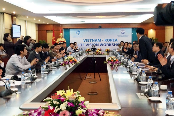  Các chuyên gia Hàn Quốc đã chia sẻ kinh nghiệm 4G LTE với Việt Nam. (Ảnh: BTC)