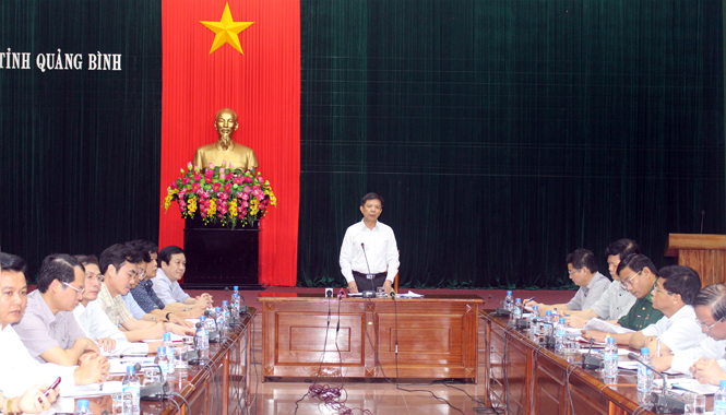 Đồng chí Nguyễn Hữu Hoài, Phó Bí thư Tỉnh ủy, Chủ tịch UBND tỉnh kết luận hội nghị.