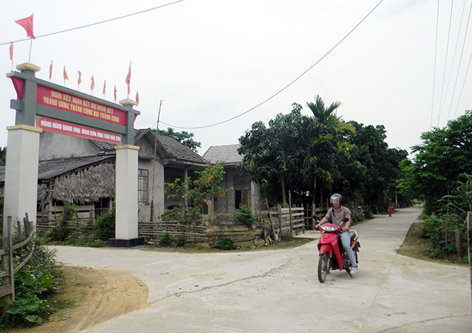 Thôn Phú Xuân, xã Cao Quảng đã kiên cố hoá 100% các trục đường giao thông.