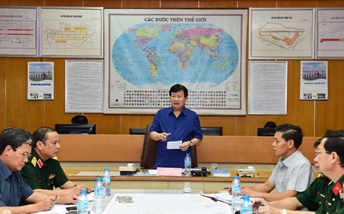 Phó Thủ tướng Chính phủ Trịnh Đình Dũng, Chủ tịch Ủy ban Quốc gia tìm kiếm cứu nạn chỉ đạo tập trung cứu người