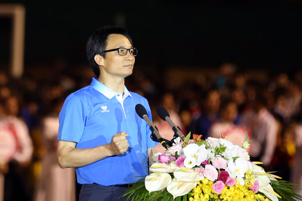  Phó Thủ tướng Vũ Đức Đam phát biểu tại lễ khai mạc. Ảnh VGP/Đình Nam