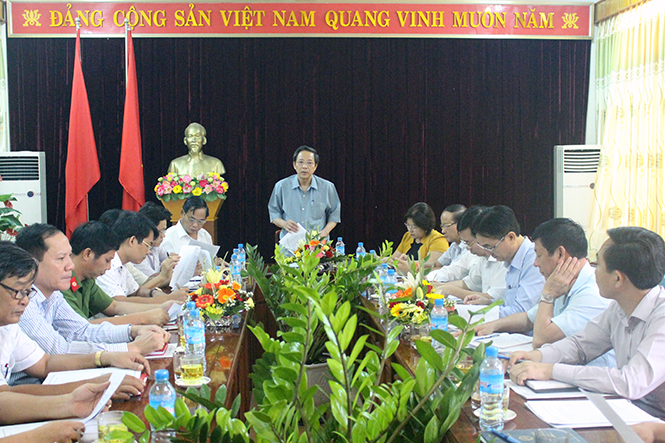 Đồng chí Hoàng Đăng Quang, Ủy viên Trung ương Đảng, Bí thư Tỉnh ủy, Chủ tịch HĐND tỉnh phát biểu kết luận tại buổi làm việc.