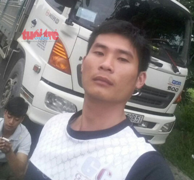  Anh Phạm Văn Bắc đã cứu nguy cho chiếc xe khách chở hơn 30 hành khách - Ảnh: P.V.B